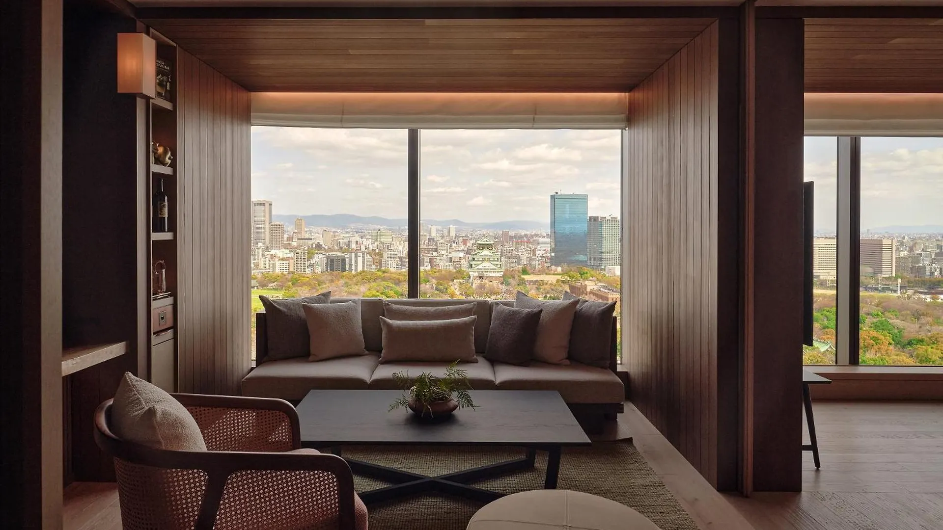 Patina Osaka Hotel